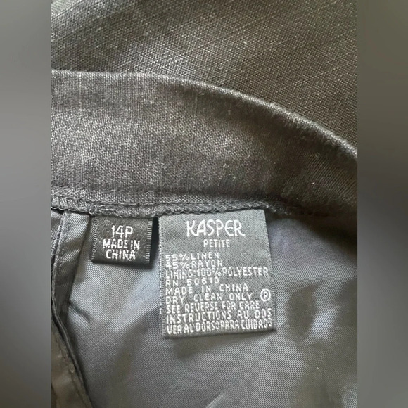 Kasper 14P Petite Solid Black Linen Rayon Lined Dress Pants Inseam 27’ EUC - Picture 6 of 6